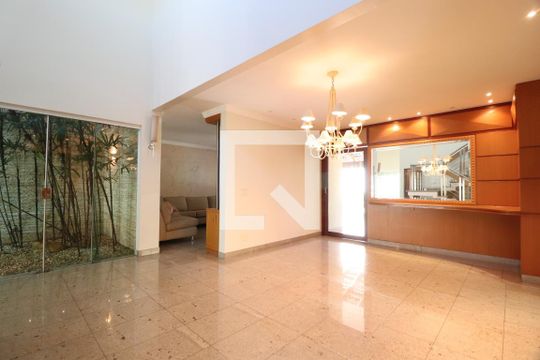 Sala 2 de casa para alugar com 5 quartos, 404m² em Tibery, Uberlândia