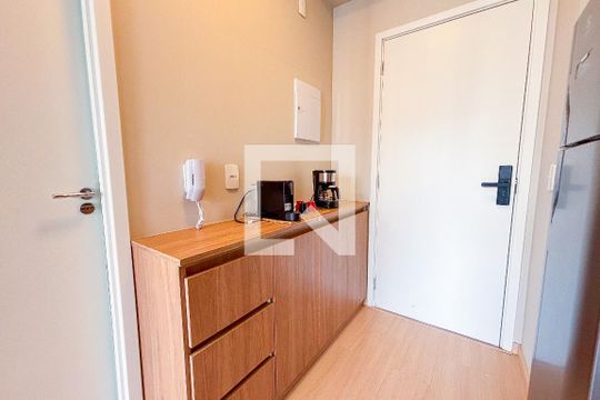 Studio de kitnet/studio para alugar com 1 quarto, 24m² em Pinheiros, São Paulo