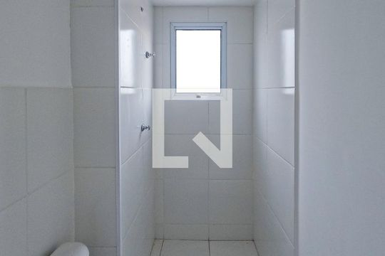 Banheiro de apartamento para alugar com 1 quarto, 34m² em Freguesia do Ó, São Paulo