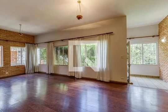 Sala de casa à venda com 3 quartos, 300m² em Santo Amaro, São Paulo