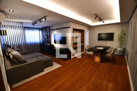 Apartamento para alugar com 3 quartos, 138m² em Conceicao, Campinas