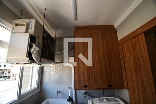 Área de Serviço de apartamento para alugar com 3 quartos, 138m² em Conceicao, Campinas