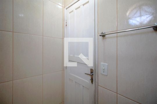 Banheiro da Suíte de casa à venda com 4 quartos, 139m² em Santa Maria, Belo Horizonte