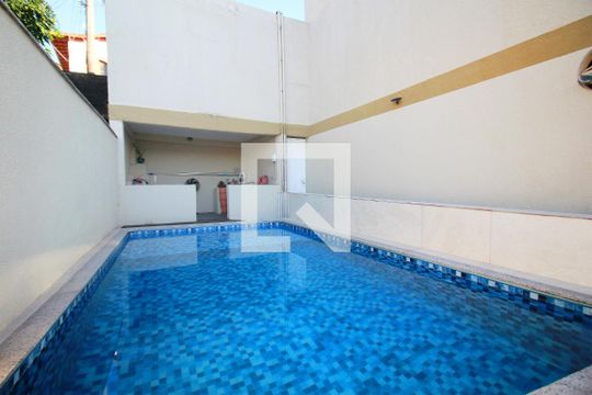Piscina de casa à venda com 4 quartos, 139m² em Santa Maria, Belo Horizonte