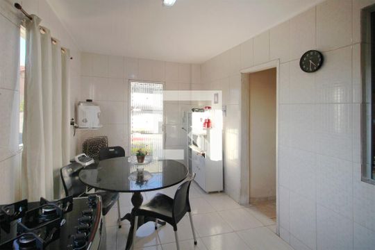Cozinha de casa à venda com 4 quartos, 139m² em Santa Maria, Belo Horizonte