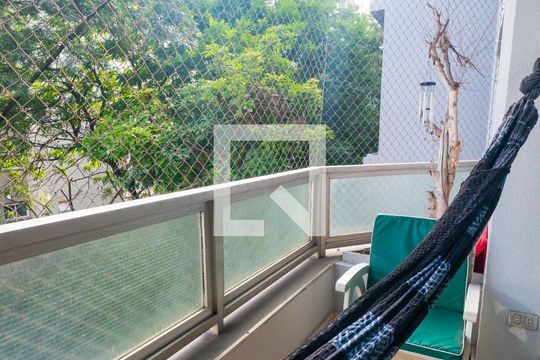 Sacada de apartamento à venda com 4 quartos, 210m² em Vila Mascote, São Paulo