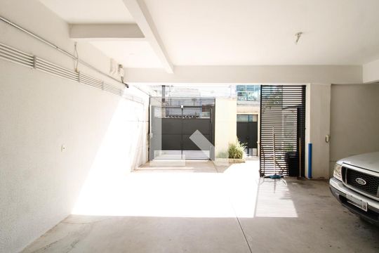 Garagem de casa de condomínio à venda com 2 quartos, 115m² em Vila Dom Pedro Ii, São Paulo
