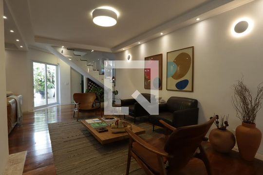 Sala de casa à venda com 3 quartos, 351m² em Jardim Lar Sao Paulo, São Paulo