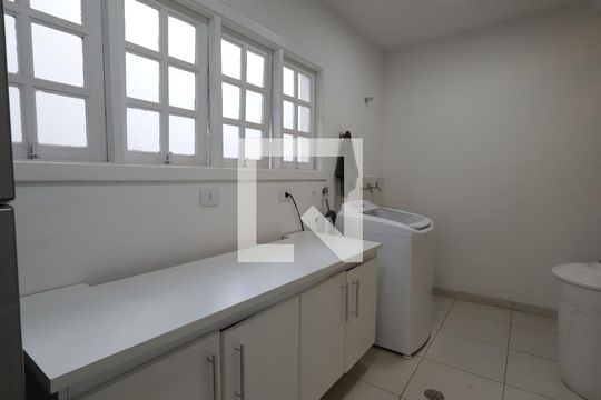Área de Serviço de casa à venda com 3 quartos, 351m² em Jardim Lar Sao Paulo, São Paulo