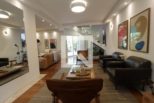 Sala de casa à venda com 3 quartos, 351m² em Jardim Lar Sao Paulo, São Paulo