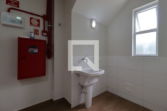 Área Comum - Lavanderia de kitnet/studio para alugar com 1 quarto, 19m² em Vila Sao Pedro, Santo André