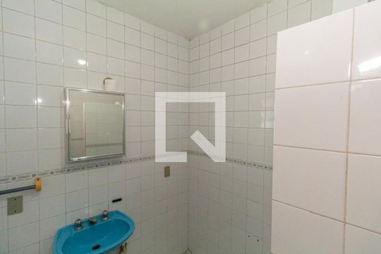 Banheiro 2 de casa para alugar com 3 quartos, 300m² em Vila Valqueire, Rio de Janeiro