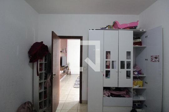 Quarto 1 de casa à venda com 3 quartos, 180m² em Jaqueline, Belo Horizonte