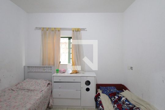 Quarto 1 de casa à venda com 3 quartos, 180m² em Jaqueline, Belo Horizonte