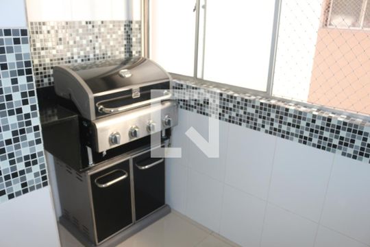 Área de Serviço de apartamento para alugar com 3 quartos, 113m² em Olímpico, São Caetano do Sul