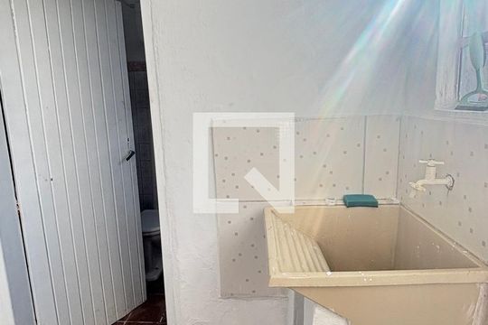 Área de Serviço de casa à venda com 1 quarto, 75m² em Parque Oratório, Santo André