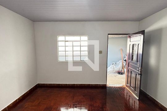 Sala de casa à venda com 1 quarto, 75m² em Parque Oratório, Santo André