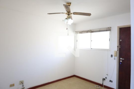 Sala de apartamento à venda com 2 quartos, 43m² em Vila Santana, São Paulo