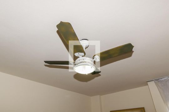 Sala de apartamento para alugar com 2 quartos, 53m² em Penha Circular, Rio de Janeiro
