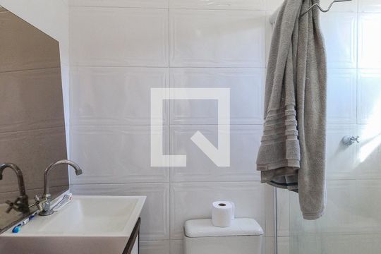 Banheiro do Suíte 1 de casa à venda com 2 quartos, 125m² em Vila Siria, São Paulo