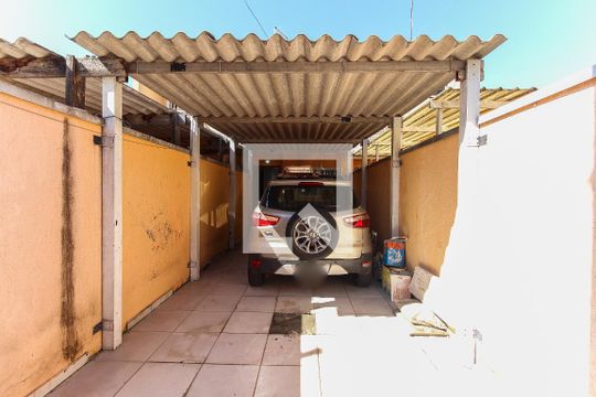 Garagem de casa à venda com 2 quartos, 125m² em Vila Siria, São Paulo