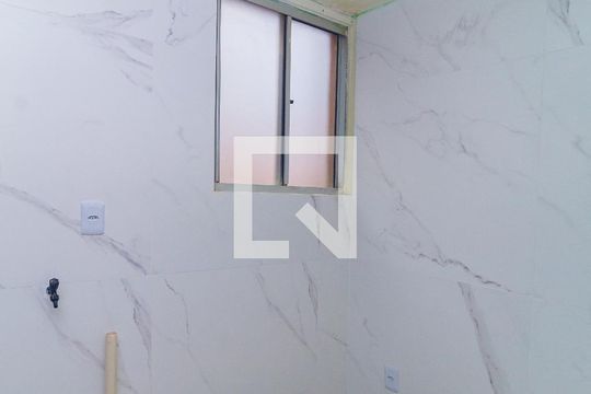 Cozinha de apartamento para alugar com 2 quartos, 42m² em Aparecida, Alvorada