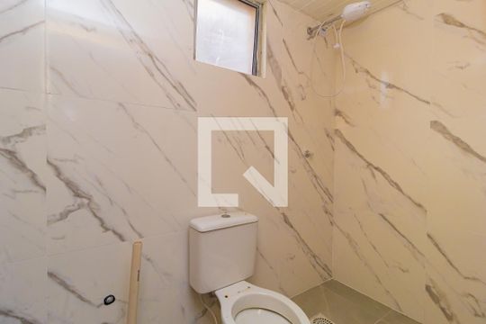 Banheiro de apartamento para alugar com 2 quartos, 42m² em Aparecida, Alvorada
