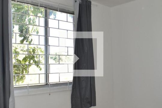 Quarto 2 de apartamento para alugar com 2 quartos, 45m² em Barreirinha, Curitiba