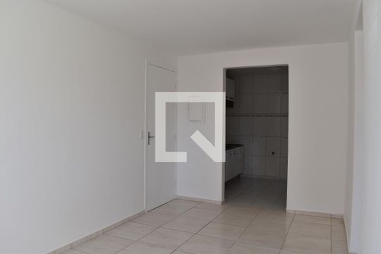 Sala de apartamento para alugar com 2 quartos, 45m² em Barreirinha, Curitiba