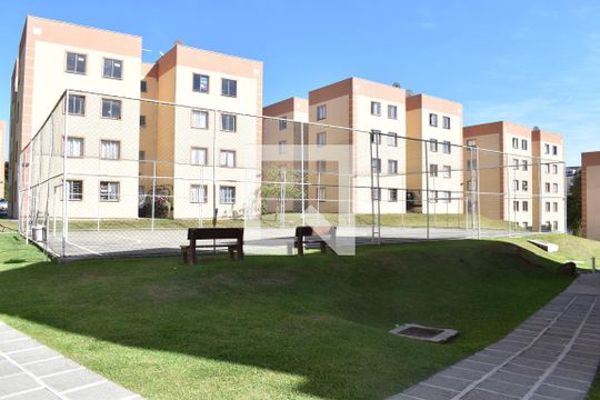 Área comum de apartamento para alugar com 2 quartos, 45m² em Barreirinha, Curitiba