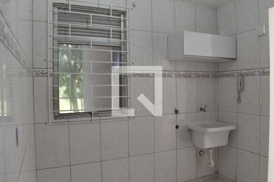 Área de Serviço de apartamento para alugar com 2 quartos, 45m² em Barreirinha, Curitiba