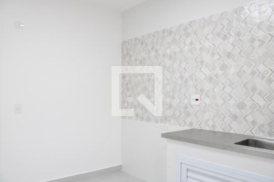 Cozinha de apartamento para alugar com 2 quartos, 90m² em Quarta Parada, São Paulo