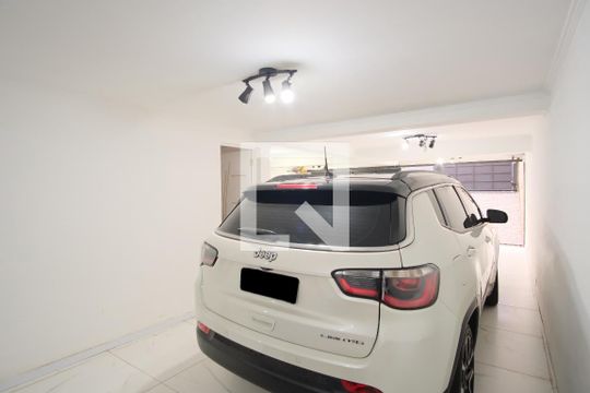 Garagem de casa à venda com 3 quartos, 350m² em Vila Santa Isabel, São Paulo