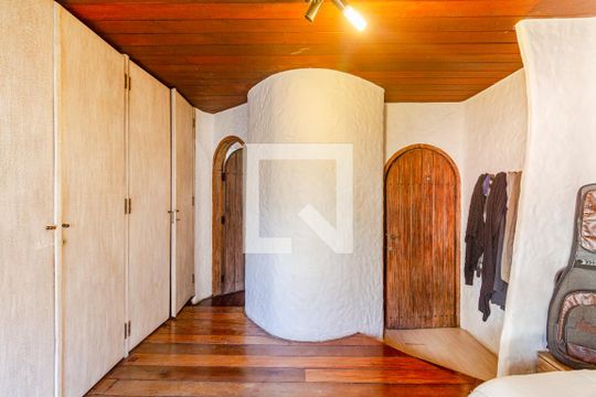 Suíte 1 de apartamento para alugar com 2 quartos, 232m² em Jardim Paulista, São Paulo