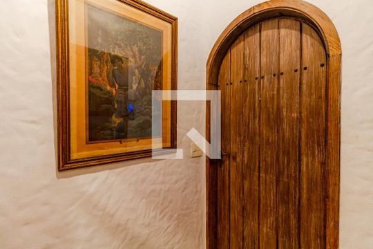 Hall - Elevador de apartamento para alugar com 2 quartos, 232m² em Jardim Paulista, São Paulo