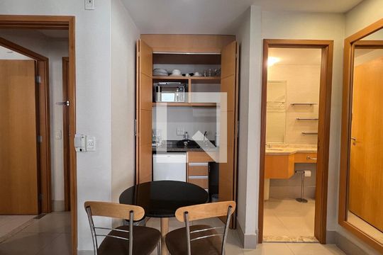 Cozinha de apartamento para alugar com 2 quartos, 42m² em Jardim Paulista, São Paulo