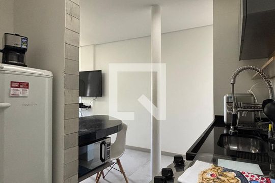 Cozinha/Área de serviço de apartamento à venda com 1 quarto, 32m² em Leblon, Rio de Janeiro