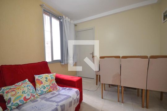 Sala de apartamento para alugar com 2 quartos, 44m² em Cosmos, Rio de Janeiro