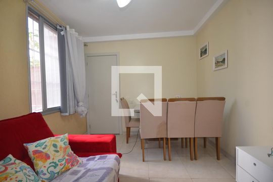 Apartamento para alugar com 2 quartos, 44m² em Cosmos, Rio de Janeiro