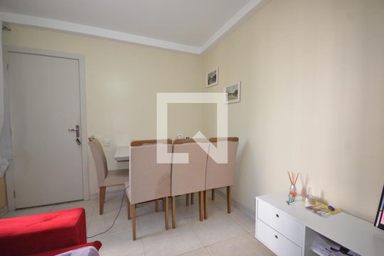 Sala de apartamento para alugar com 2 quartos, 44m² em Cosmos, Rio de Janeiro