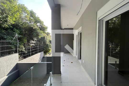 Sacada de casa à venda com 3 quartos, 162m² em Canudos, Novo Hamburgo