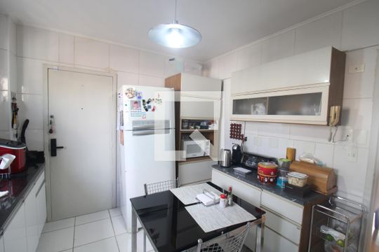 Cozinha de apartamento à venda com 3 quartos, 126m² em Santana, São Paulo