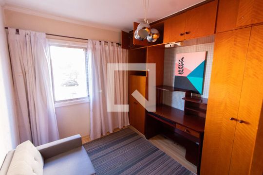 Quarto 1 de apartamento para alugar com 3 quartos, 82m² em Taquaral, Campinas