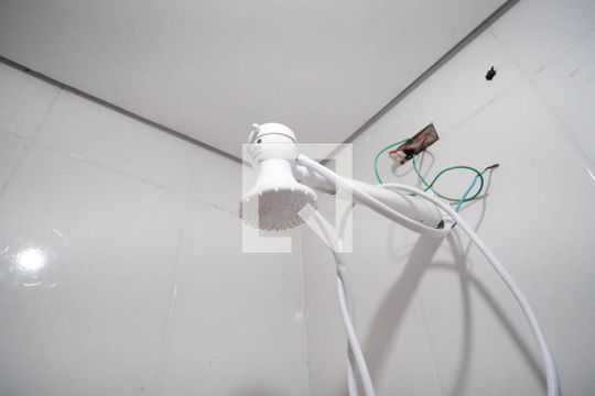 Banheiro de apartamento à venda com 2 quartos, 56m² em Vila Dalila, São Paulo