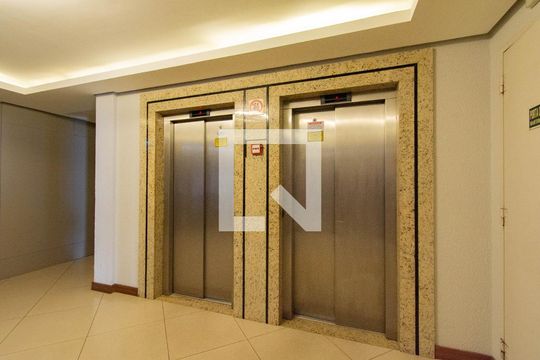 Área comum de apartamento para alugar com 4 quartos, 160m² em Marechal Rondon, Canoas
