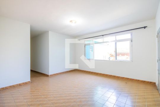 Casa para alugar com 3 quartos, 70m² em Bela Vista, Osasco