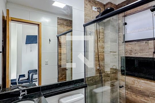 Banheiro de apartamento à venda com 1 quarto, 35m² em Vila Diva (zona Leste), São Paulo