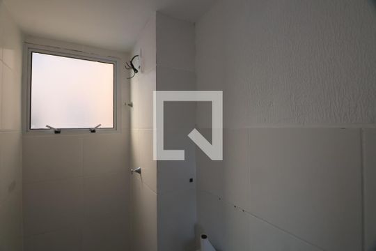 Banheiro de apartamento para alugar com 2 quartos, 54m² em Fátima, Canoas