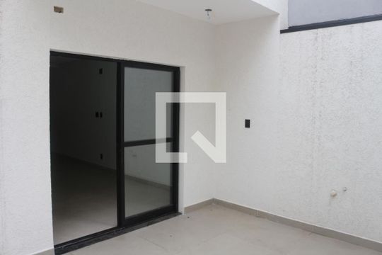 Quintal de casa à venda com 3 quartos, 200m² em Cerâmica, São Caetano do Sul