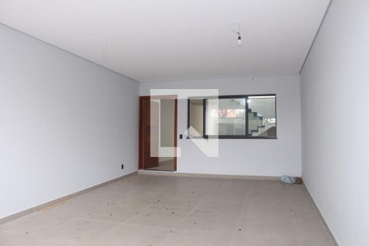 Garagem de casa à venda com 3 quartos, 200m² em Cerâmica, São Caetano do Sul
